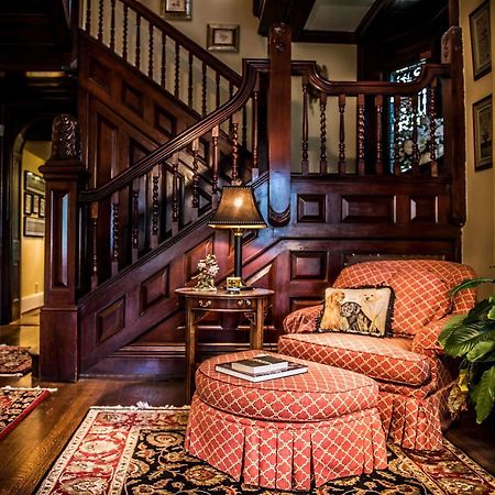 Inn At St James Court Louisville Bagian luar foto